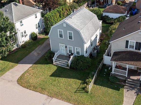 3rd image of 17 Catalpa Ave