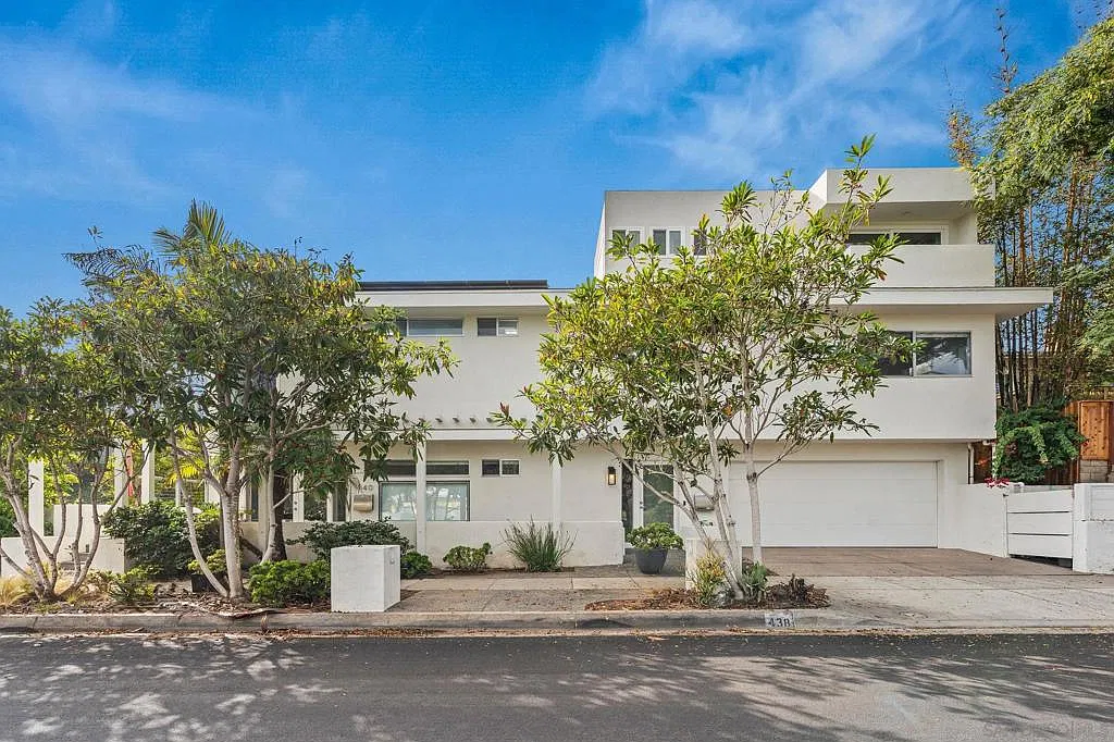 3 bed, 2.0 bath, 2100 sqft, $12,750 — Photo 3
