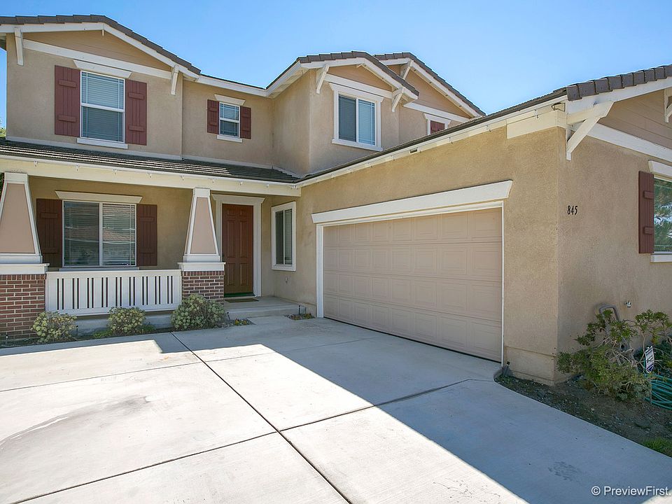 1st image of 845 Avenida Abeja