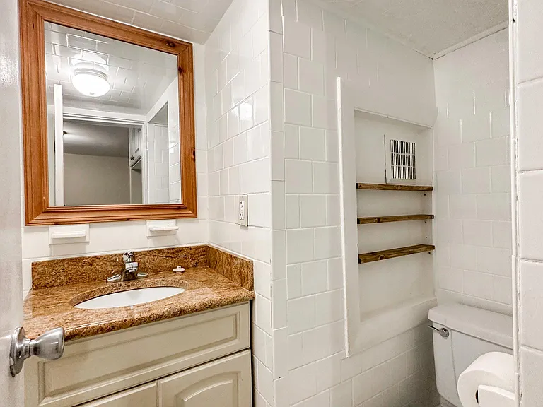 61 Phillips St #1A — Photo 7