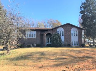 2176 S Cypress Dr, Vincennes, IN 47591