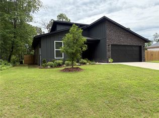 15 Exminster Ln, Bella Vista, AR 72714