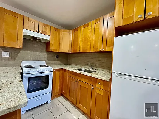 Rented by Highline Residential | media 1