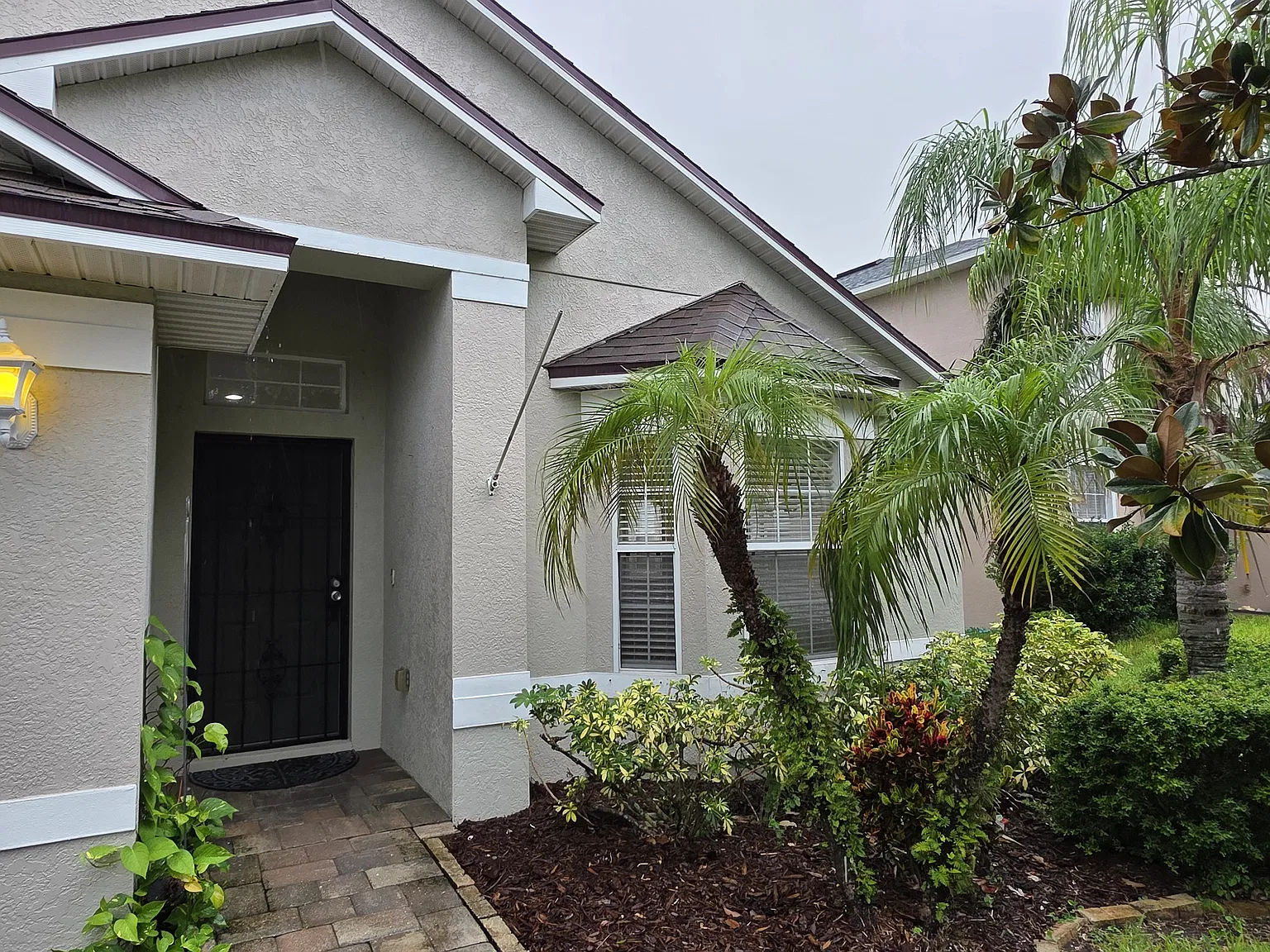 4 bed, 2201 sqft, $2,250 — Photo 4