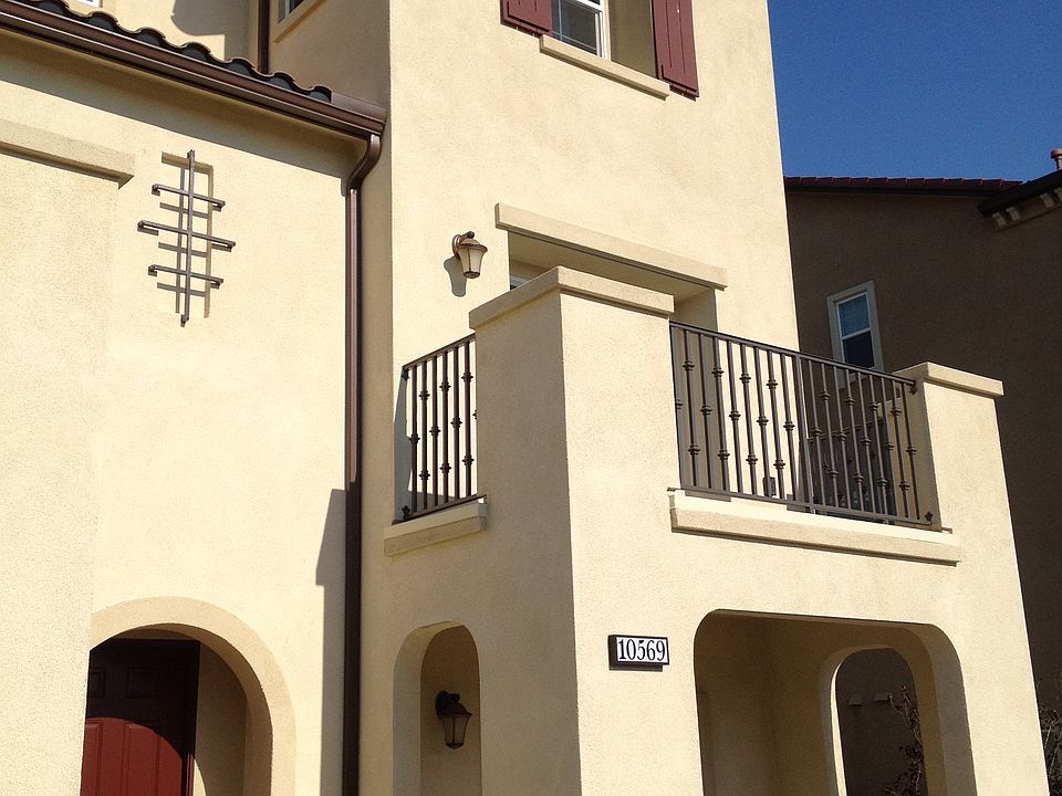 1st image of 10569 Acacia Ln