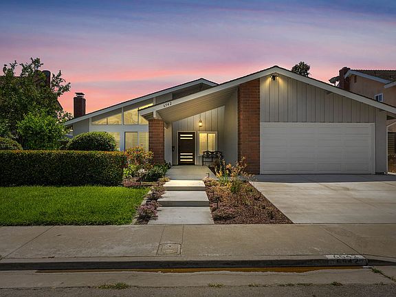 3rd image of 6542 Vesper Cir