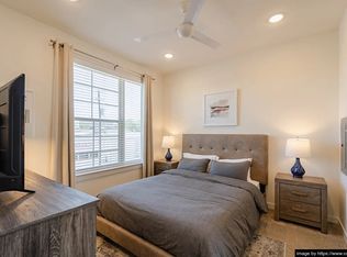 590 Maple Ave, Dallas, TX 75235