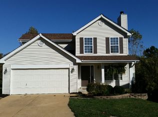 1501 Glenn Brooke Woods Cir, Ballwin, MO