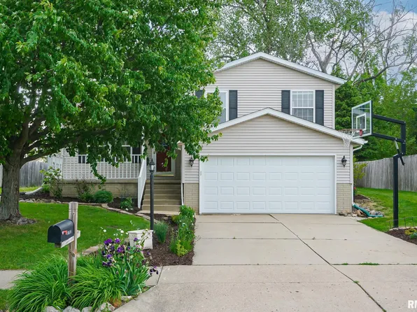 10514 N Schopp Ln, Peoria, IL 61615