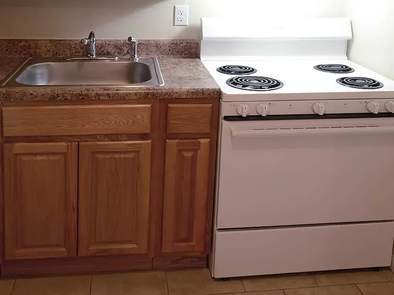Towne Oaks Apartments — Photo 13