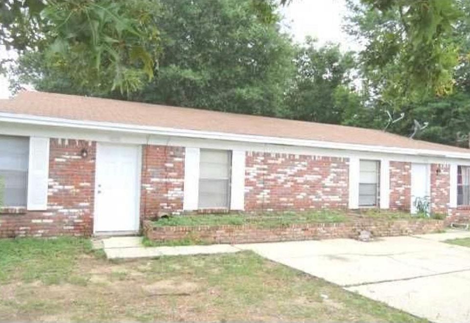1st image of 3038 Donley St