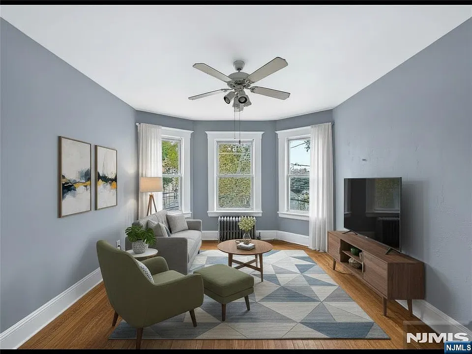 13 Oakwood Ave #2