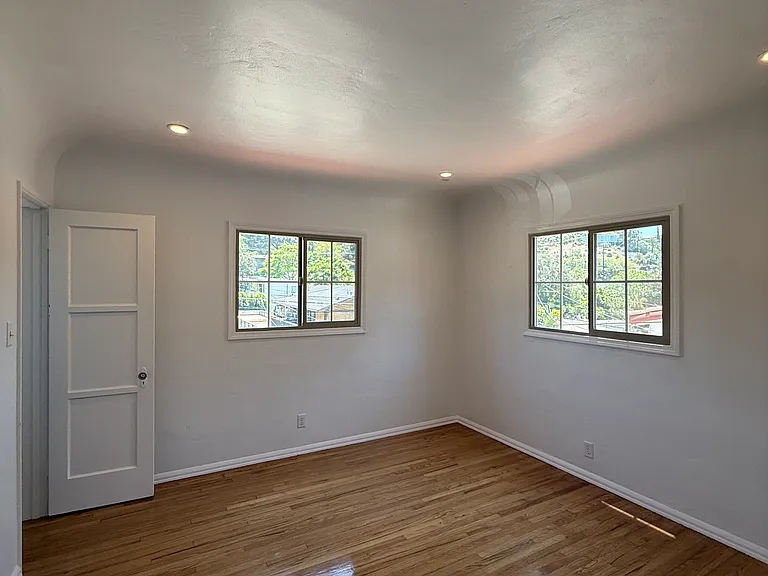 2153 Valentine St #2153 — Photo 13