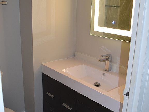 4th image of 2728 N Hampden Ct APT 2104