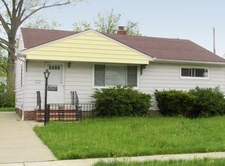 29967 Regent Rd, Wickliffe, OH 44092