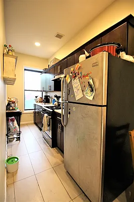 Rented by Rental Solutions Inc | media 8