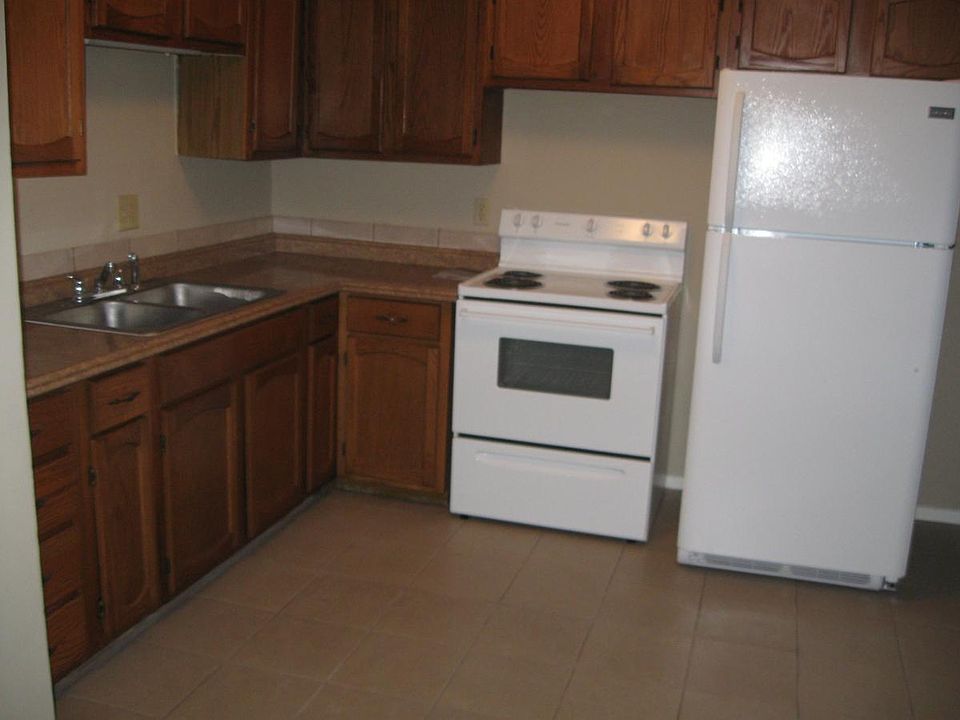 1st image of 2901 Seneca St APT A