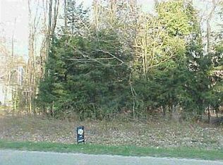 7 Oaktree Ln, Whitehall, MI 49461