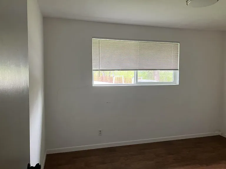 4305 Dillard Rd — Photo 7