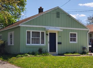 2213 Stirling Ave, Lansing, MI 48910