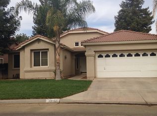 5984 W Chennault Ave, Fresno, CA