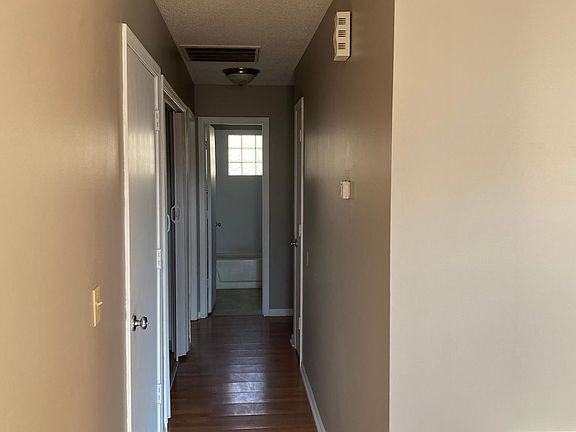 3rd image of 127 SE Greystone Dr #127