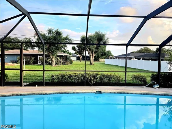3507 SE 3rd Ave, Cape Coral, FL 33904