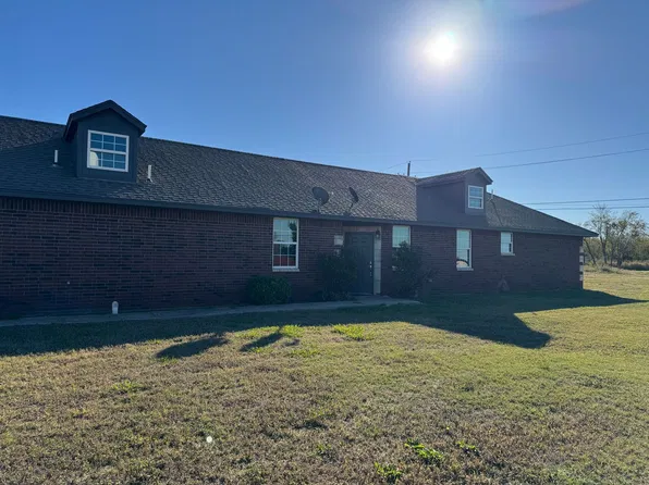 302 6th St, 302 6th St #B, Elgin, OK 73538