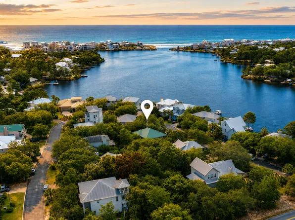 49 Lake Pointe Dr, Santa Rosa Beach, FL 32459