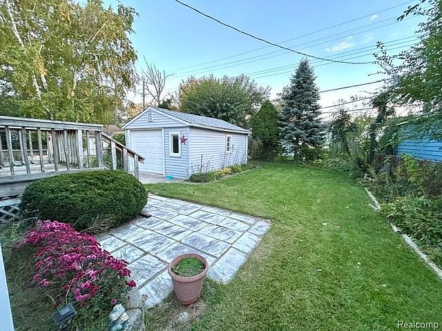 536 E Shevlin Ave, photo 3