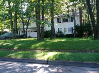 3 Laurie Ln, Natick, MA 01760