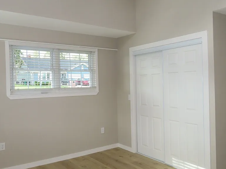 1106 W Olrich St — Photo 12