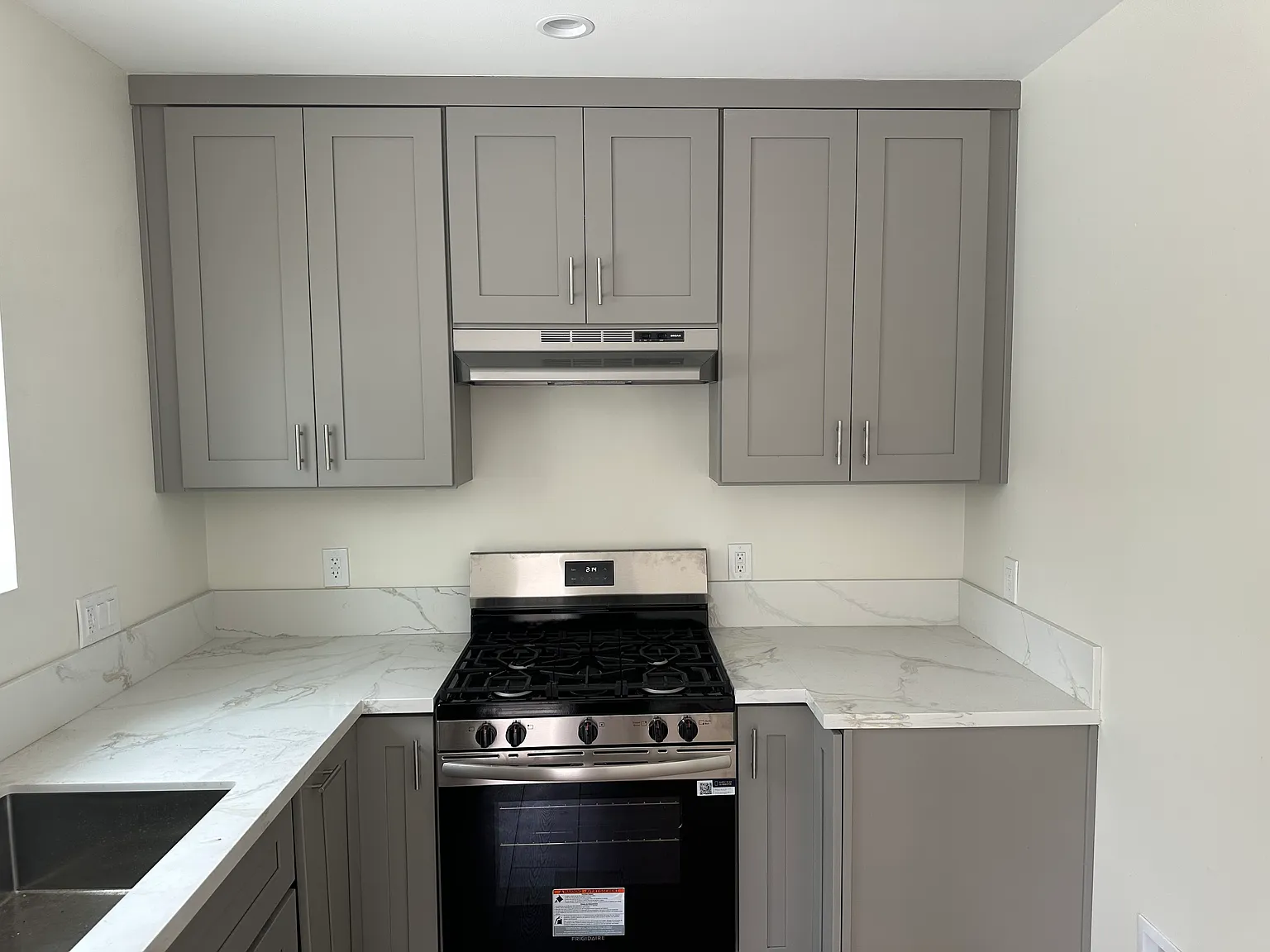 22632 Cantara St — Photo 3