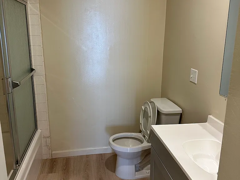 7651 Vineland Ave #211 — Photo 11