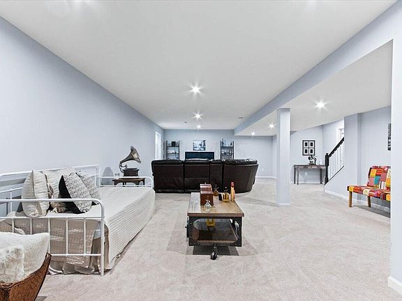 5th image of 8310 Woodland Creek Ct