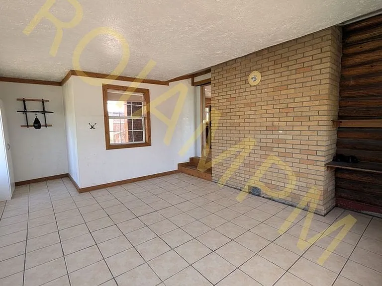 424 N Main St — Photo 5