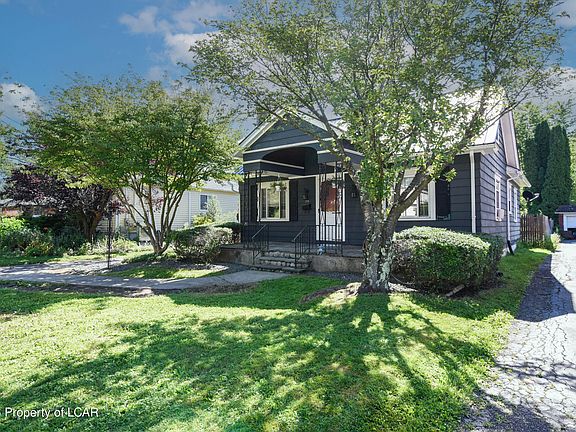 2nd image of 229 Carverton Rd
