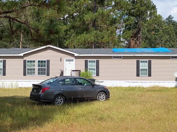 114 Victory Dr, Collins, GA 30421
