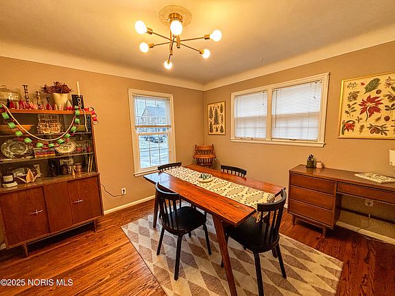 5th image of 3856 Wallwerth Dr