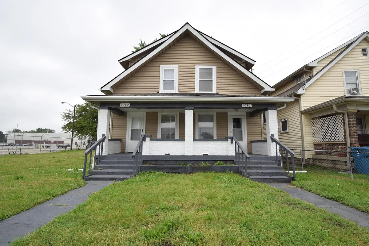 Property Photo - 1040 Division St #1040