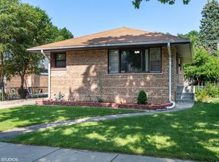 439 Geneva Ave, Bellwood, IL 60104