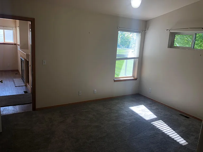 6329 N Lafayette Ln — Photo 8