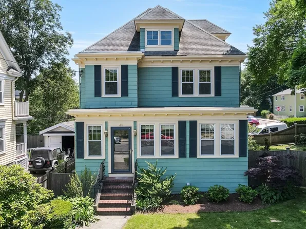 48 Anawan Ave, West Roxbury, MA 02132
