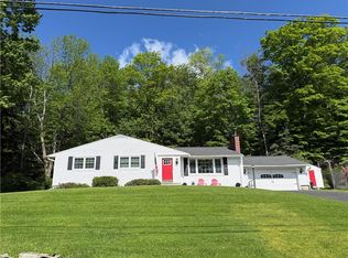 3 College Park Dr, Oneonta, NY 13820