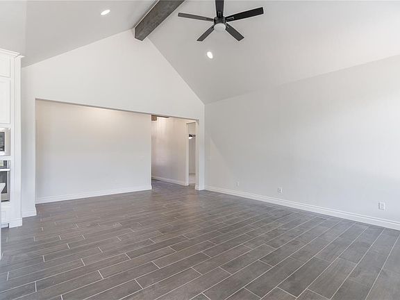 4th image of 9216 SW 42nd St