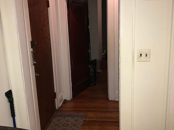2nd image of 106 Fairview Ave #13
