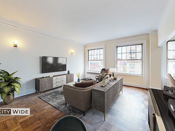 2nd image of 120 W 86th St APT 12B