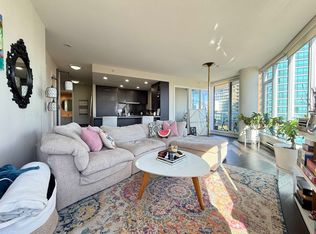 833 Homer St #1803, Vancouver, BC V6B 0H4