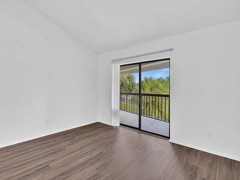 11225 W Atlantic Blvd #306 — Photo 24