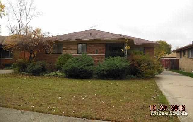 1st image of 21751 Gardner St